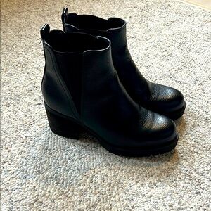 MIA women’s black Jody Ankle boots